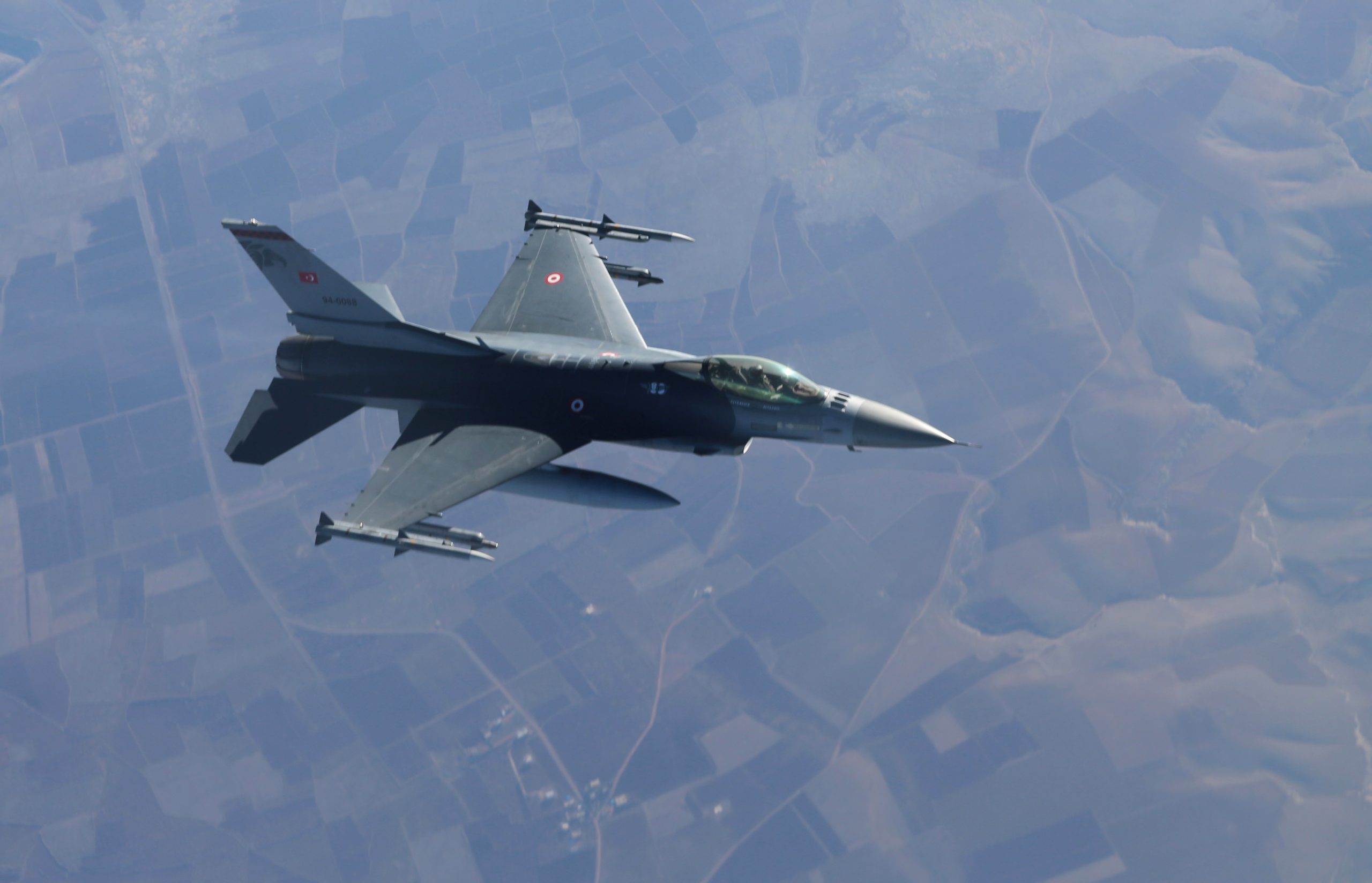 هل تُوفِي إدارة بايدن بإتمام صفقة F-16 مع تركيا؟