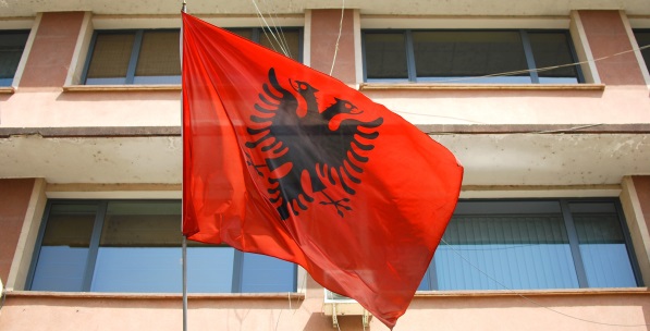 Rapor Arnavutluk Siyasetini Anlama Kılavuzu