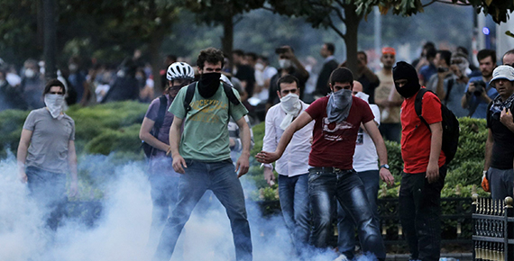 Gezi Parkı Eylemleri Yanlış Analojiler Beklentiler ve Yeni Muhalefet Tarzı