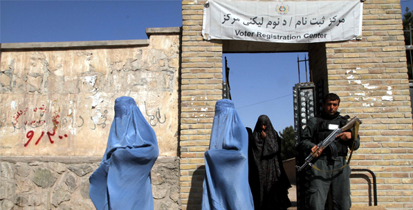 Analiz Hile ve Tehdit Cenderesinde Afganistan Seçimleri