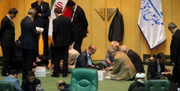İran Uluslarası Sisteme Entegre Olabilir mi