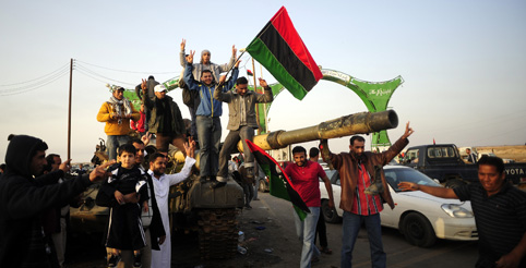 Batı ve Kaddafi Çıkmazında Libya