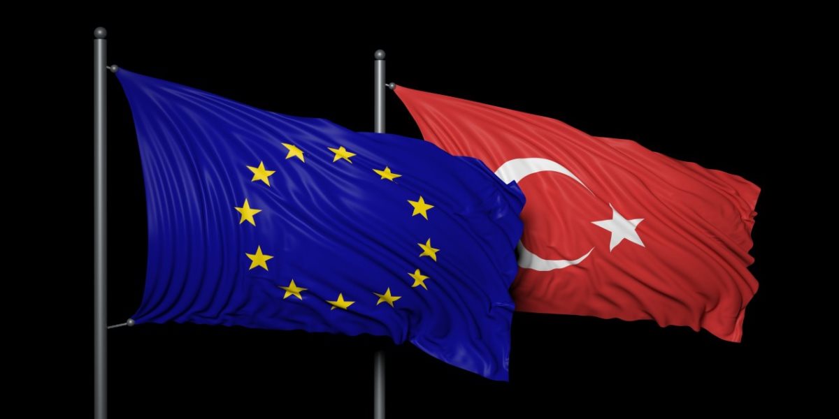 Perspektif 2015-2016 İlerleme Raporu ve Türkiye-Avrupa Birliği İlişkileri