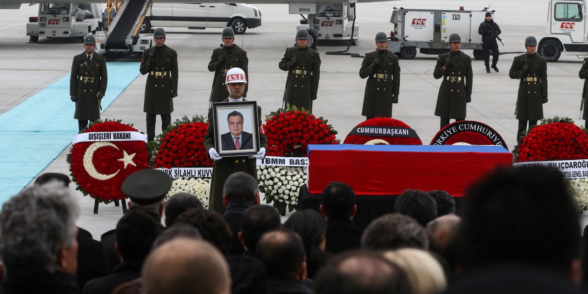 Rus Büyükelçi Neden Öldürüldü