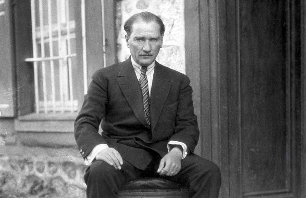 İmamoğludan Atatürklə maraqlı PAYLAŞIM - FOTO
