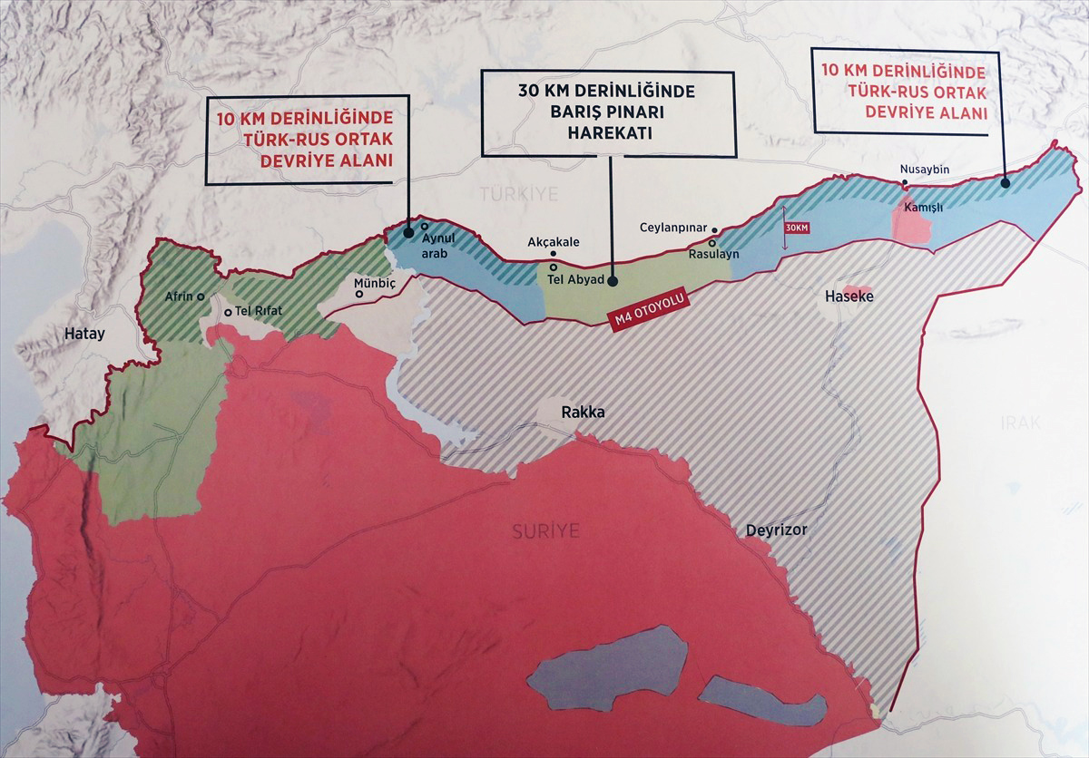 23 Ekim 2019 | Dışişleri Bakanı Mevlüt Çavuşoğlu, Anadolu Ajansı (AA) Editör Masası'nda gündeme ilişkin açıklamalarda bulundu ve soruları yanıtladı. Çavuşoğlu, Suriye konusunda Türkiye ile ABD ve Rusya Federasyonu arasında varılan mutabakatları harita üzerinden değerlendi.