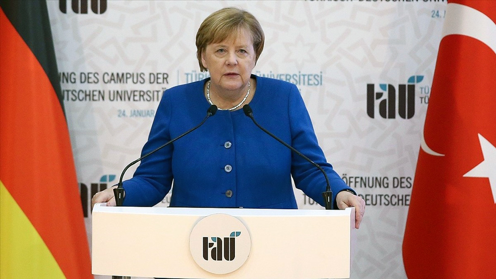 Angela Merkel in Acil Misyonu