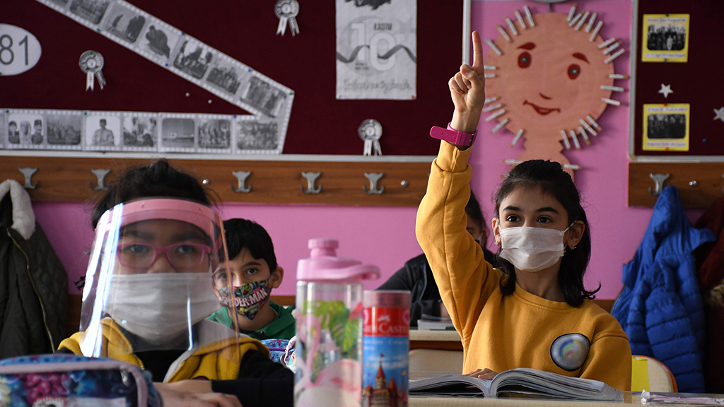 Rapor: Koronavirüs Sürecinde Türkiye’nin Uzaktan Eğitim Deneyimi