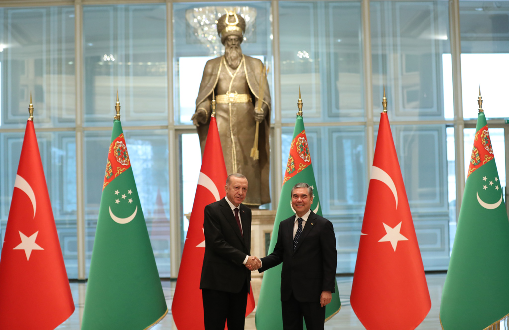 Türkmenistan Ziyareti ve Türk Dünyasında Entegrasyon Arayışı