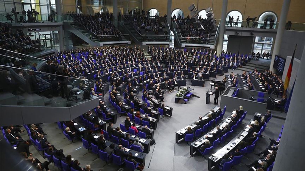 Almanya’da Yeni Federal Hükümete Doğru