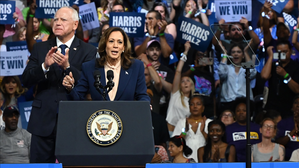 Trump Harris Rüzg rını Kıracak mı