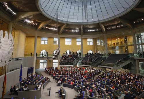 16 Aralık Güven Oylaması Sonrası Almanya yı Neler Bekliyor