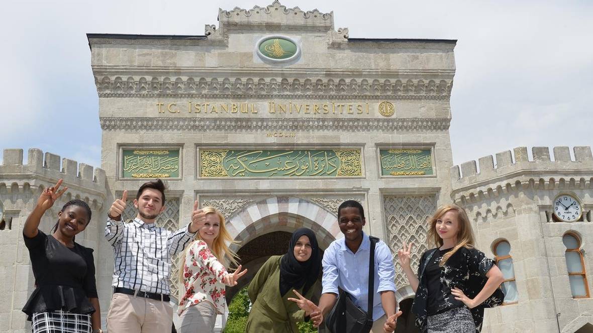 Syrian students in Türkiye A bridge between Ankara and Damascus