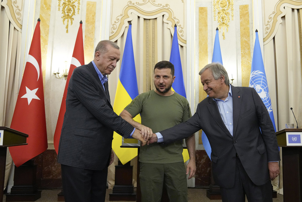 Ukraine war: Putin’s new move, Erdoğan’s peace efforts
