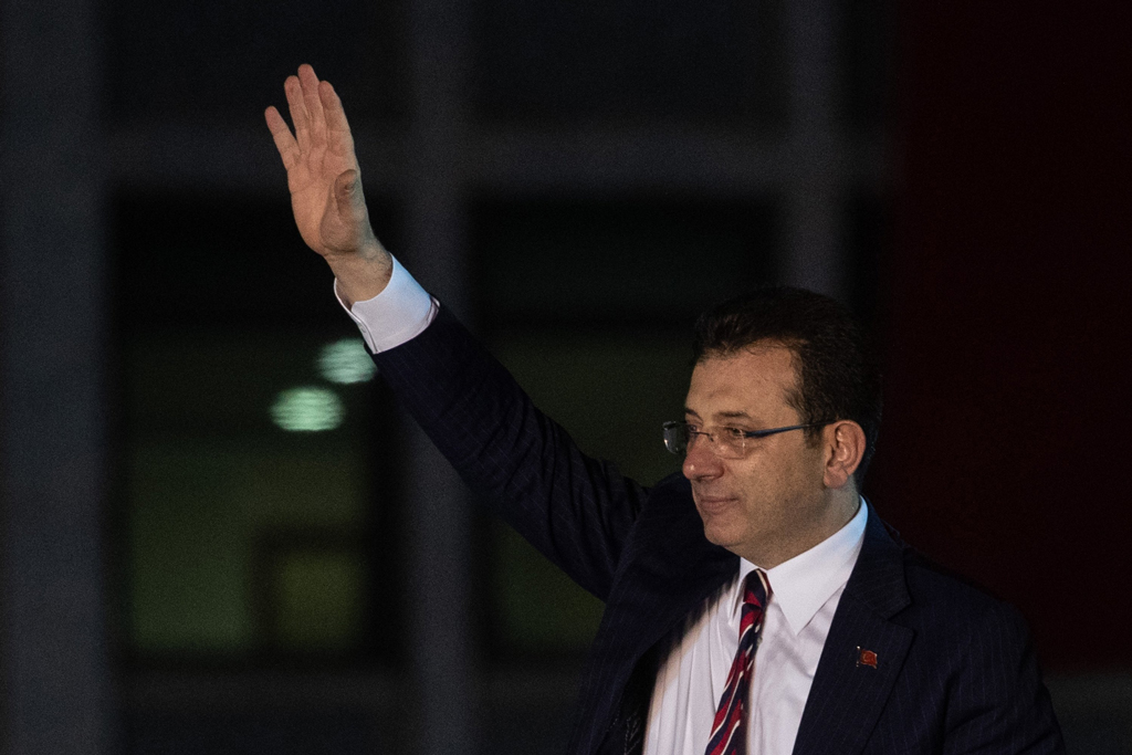 Can Imamoglu write his own 'story'