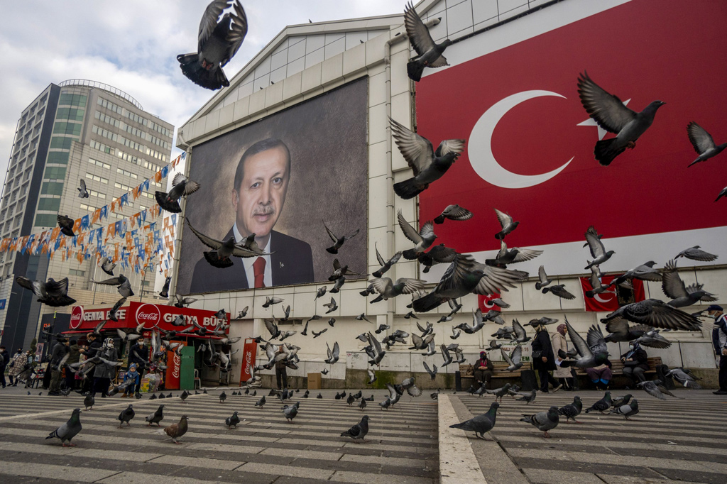 Western media’s Türkiye coverage in focus as elections loom